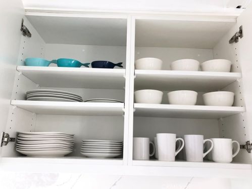 320 Rossmore Dr, Oxnard CA  93035-4465 exterior