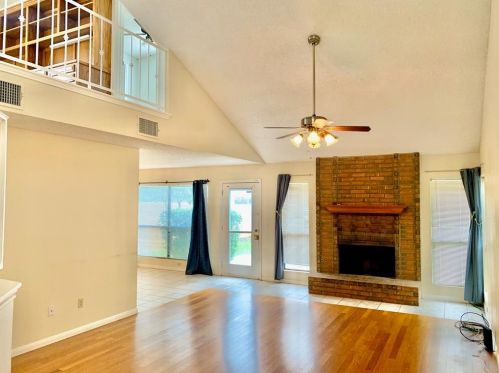 15701 De Peer Ave, Austin TX  78717-5319 exterior