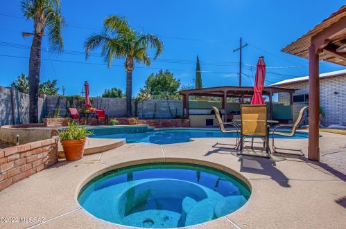 8532 Cuin Pl, Tucson AZ 85710-5939 exterior