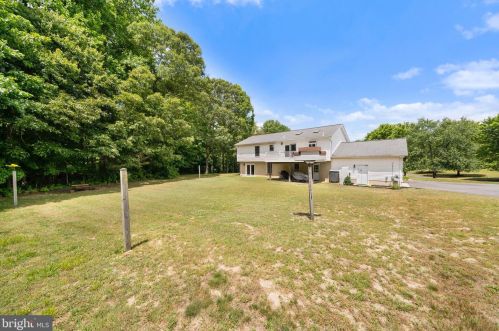 801 White Marsh Ct, Huntingtown MD 20639-2802 exterior