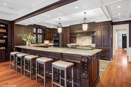 716 Schubert Ave, Chicago IL 60614-1247 exterior