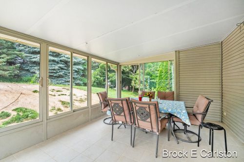 2635 Leffingwell Ave, Grand Rapids MI 49525-3967 exterior