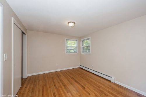 8712 Berwyn Ave, Chicago IL 60656-2312 exterior