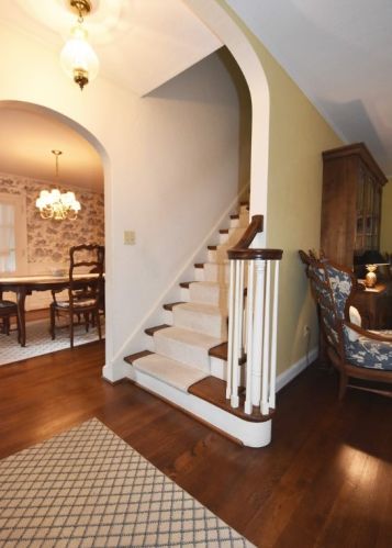 30 Brucewood Dr, Pittsburgh, PA 15228-2113