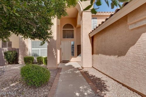 2332 Detroit Pl, Chandler, AZ 85224-4124