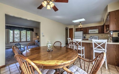 22 Lyda Dr, Milford CT 06460-3756 exterior