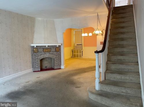 4145 Dungan St, Philadelphia, PA 19124-5317