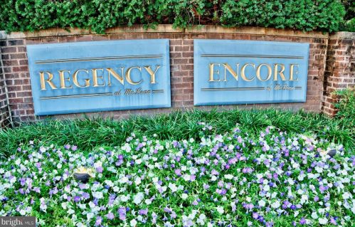 1800 Old Meadow Rd, Mc Lean VA 22102-1899 exterior