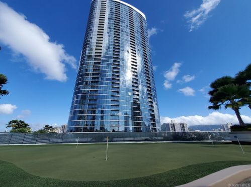 1296 Kapiolani Blvd, Honolulu HI  96814-2803 exterior