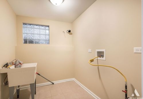 7953 Woodlawn, Chicago IL 60619-4508 exterior