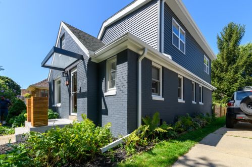 2631 71st St, Milwaukee, WI 53219-2512