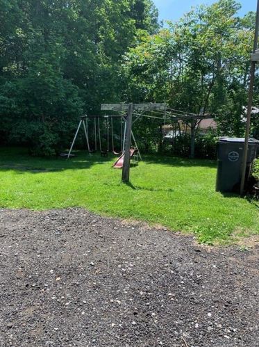 115 Reynolds St, Killingly CT 06239-2951 exterior