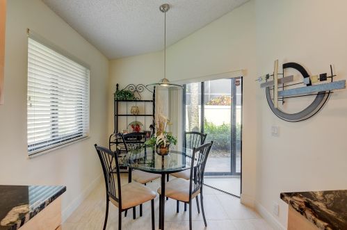 6172 Bay Is Dr, Boynton Beach FL exterior