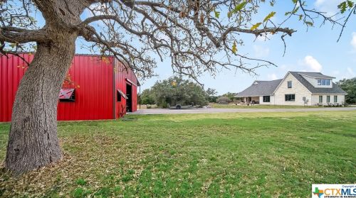 117 Falling Leaves Ct, Spring Branch TX 78070-6373 exterior