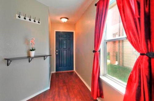 6805 Derby Downs Dr, Austin, TX 78747-3955