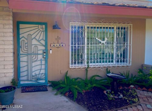 6126 14th St, Tucson, AZ 85711-4602