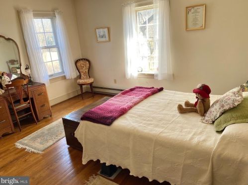 533 Darlington Rd, Media PA 19063-5604 exterior