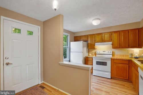 1600 10 St, Arlington VA 22204-3287 exterior