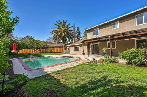 1185 Mardon Ct, Concord CA 94521-4744 exterior