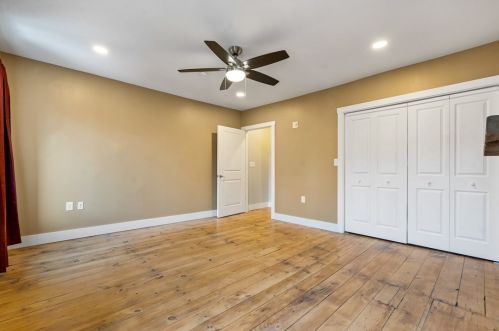 1814 Fox Way, Pittsburgh PA  15203-1732 exterior