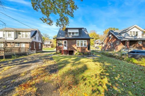 3550 Pne Grv Ave, Saint Louis MO 63121-5445 exterior