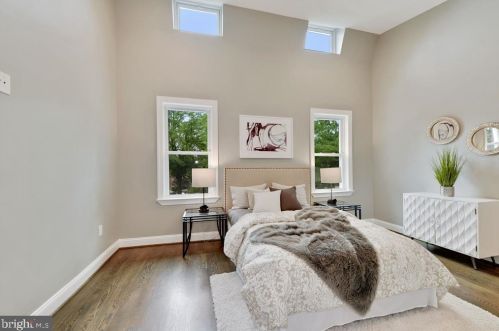 308 Rhode Island Ave, Washington DC  20001-1827 exterior