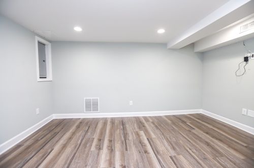 737 Clay St, Bull Valley IL 60098-3321 exterior