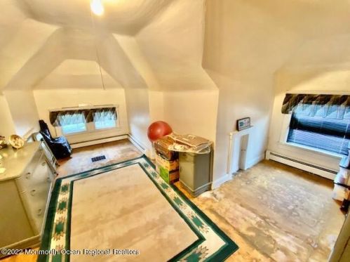 144 Avon St, Roselle Park NJ 07204-2303 exterior