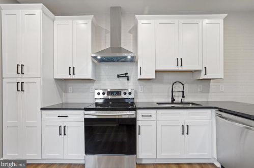 547 Marion St, Lancaster PA 17602-3117 exterior