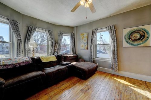 141 Farm St, Woonsocket RI 02895-1107 exterior