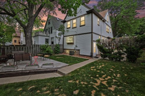 2867 Superior St, Milwaukee WI  53207-2550 exterior