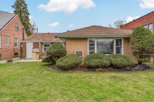 1346 111th Pl, Chicago, IL 60643-3649