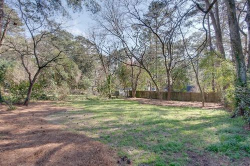 1001 Lindridge Way, Atlanta GA 30324-3709 exterior