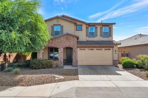 8015 23rd Dr, Phoenix, AZ 85041-7650