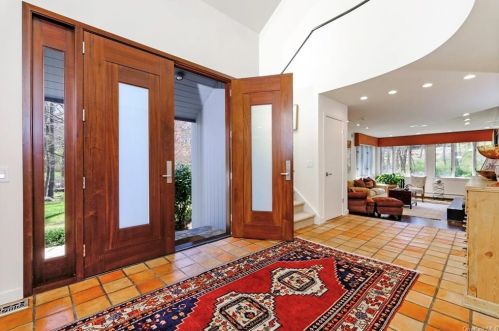 5 Davis Dr, Armonk, NY 10504-3006