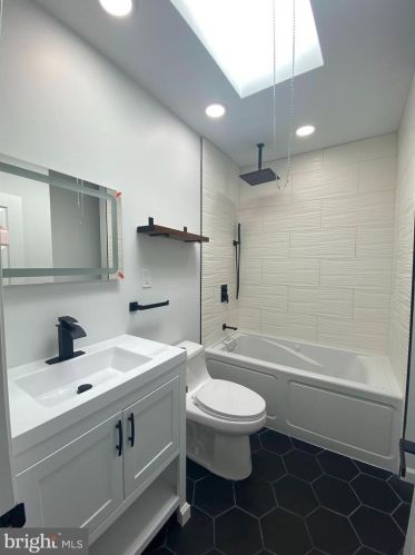 6346 18 St, Philadelphia PA 19140-3508 exterior