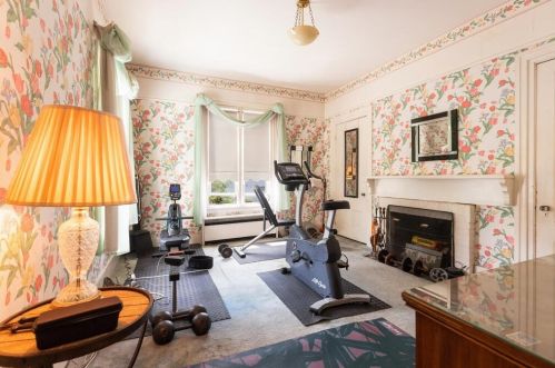 2 Frst St, Peabody MA 01960-4111 exterior