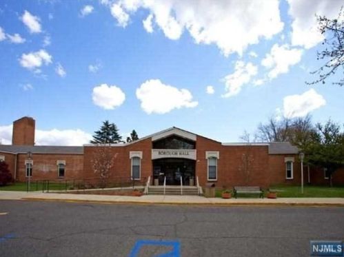 108 Hickory Ave, Tenafly NJ 07670-1547 exterior