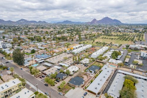 4221 27th St, Phoenix AZ 85016-5703 exterior