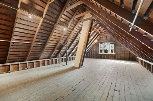 4339 Sacramento, Chicago IL 60655-2121 exterior