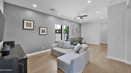 8723 9th Ave, Phoenix AZ  85021-4451 exterior