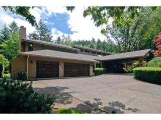87239 Reynolds Dr, Eugene, OR 97402-9179