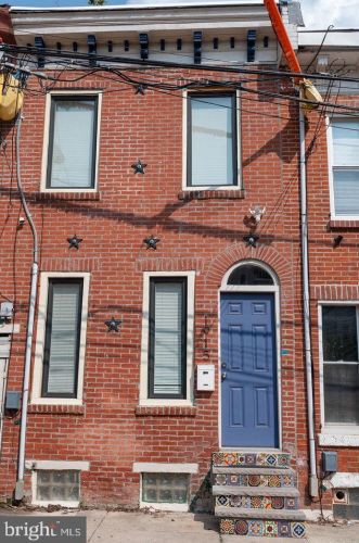 1915 Darien St, Philadelphia PA 19122-2010 exterior