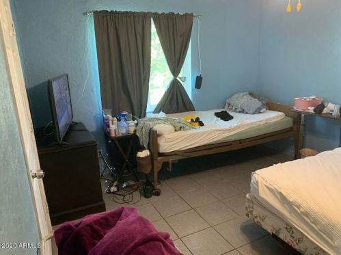 7223 25 Dr, Phoenix AZ 85029-1402 exterior