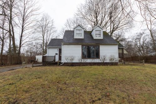 717 Parker Ave, Kalamazoo, MI 49008-3149