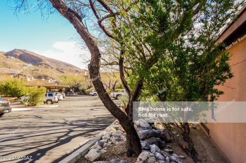 6655 Canyon Crest Dr, Tucson AZ  10161-0937 exterior