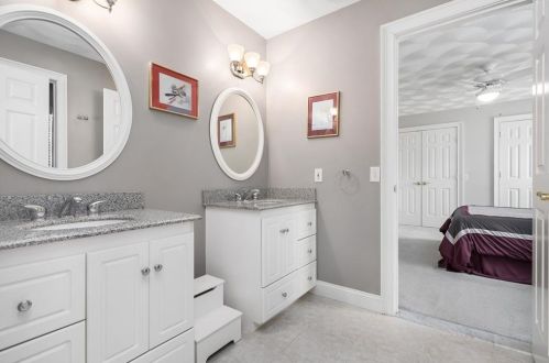 97 Gaskill St, Woonsocket RI 02895-1011 exterior