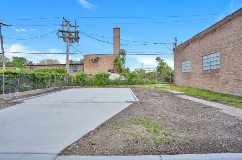 3209 Lombard Ave, Chicago IL 60804-3703 exterior