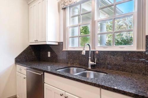 507 Danube Rd, Atlanta GA 30342-3811 exterior