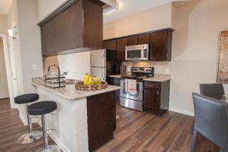 2300 Iron Point Rd, Folsom CA  95630-8477 exterior